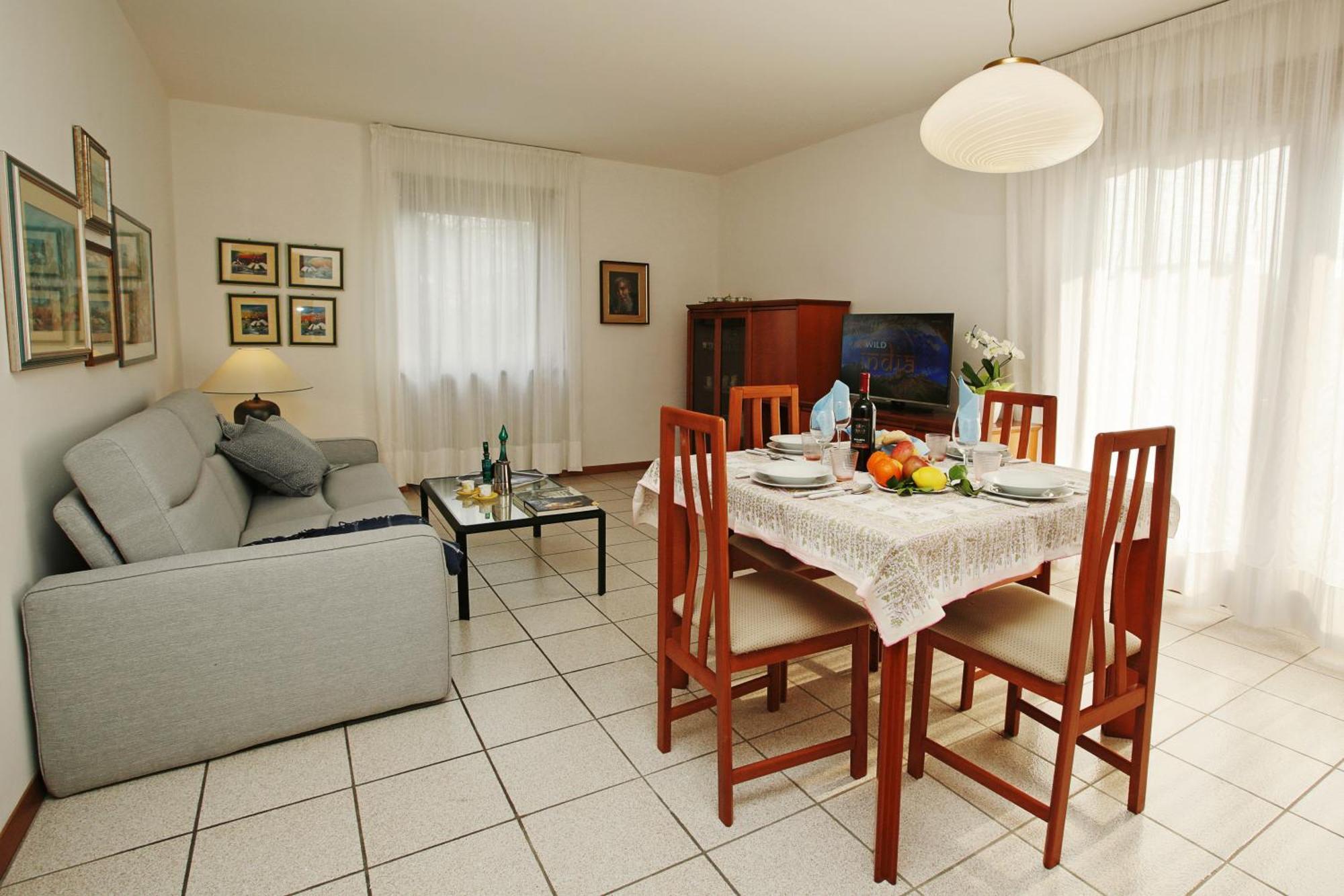 Appartamento Emma - Happy Rentals ริวาเดลการ์ดา ภายนอก รูปภาพ